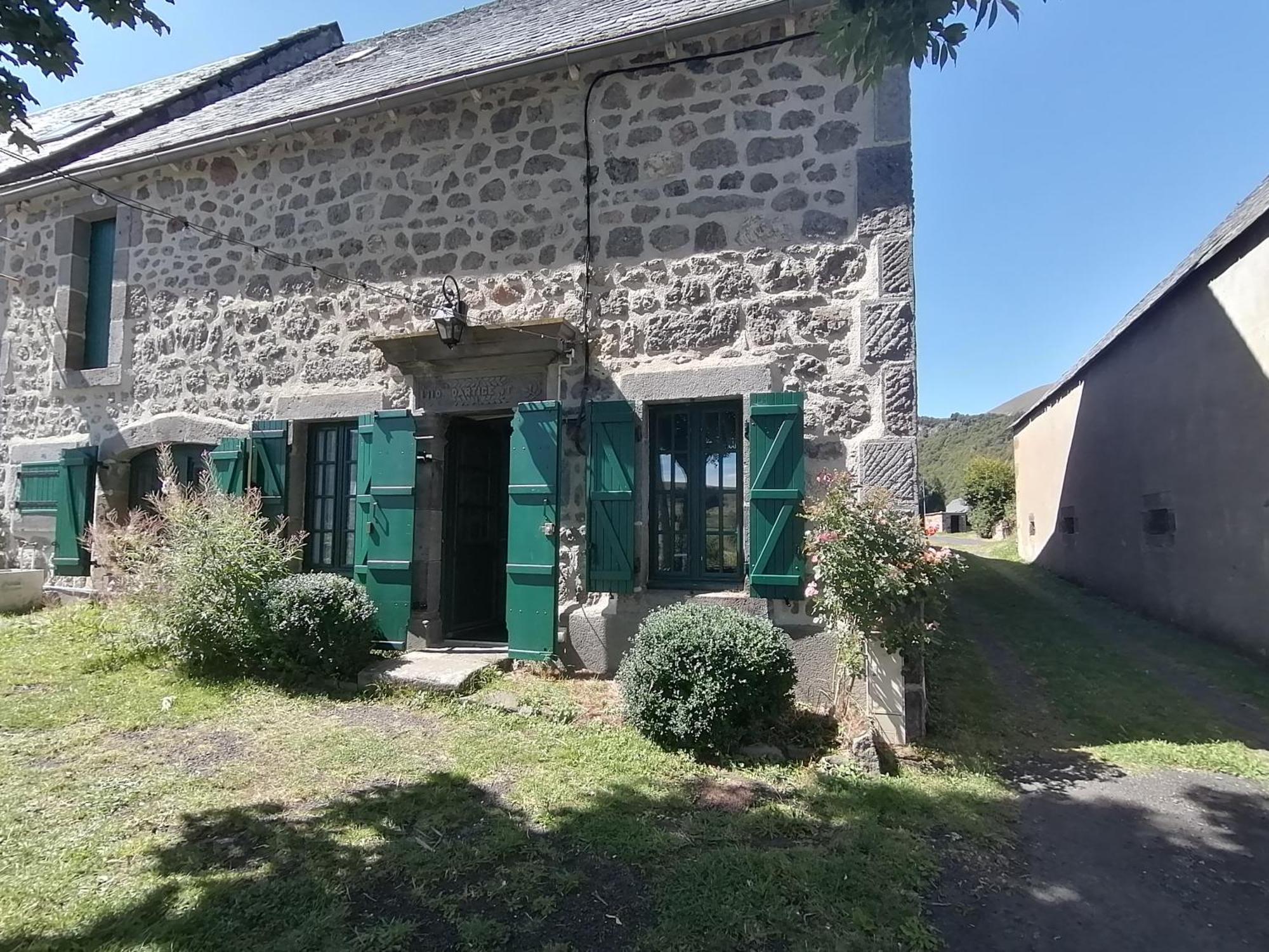 L'Auvergnate Chambon-sur-Lac Extérieur photo