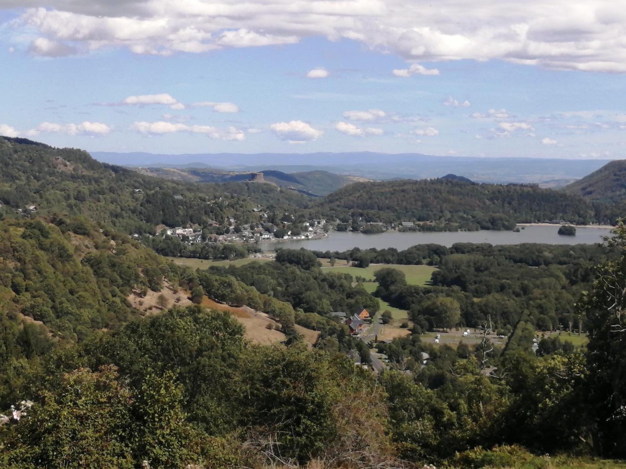 L'Auvergnate Chambon-sur-Lac Extérieur photo